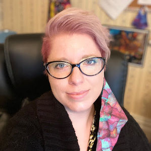 Meet your Posher, Stephanie